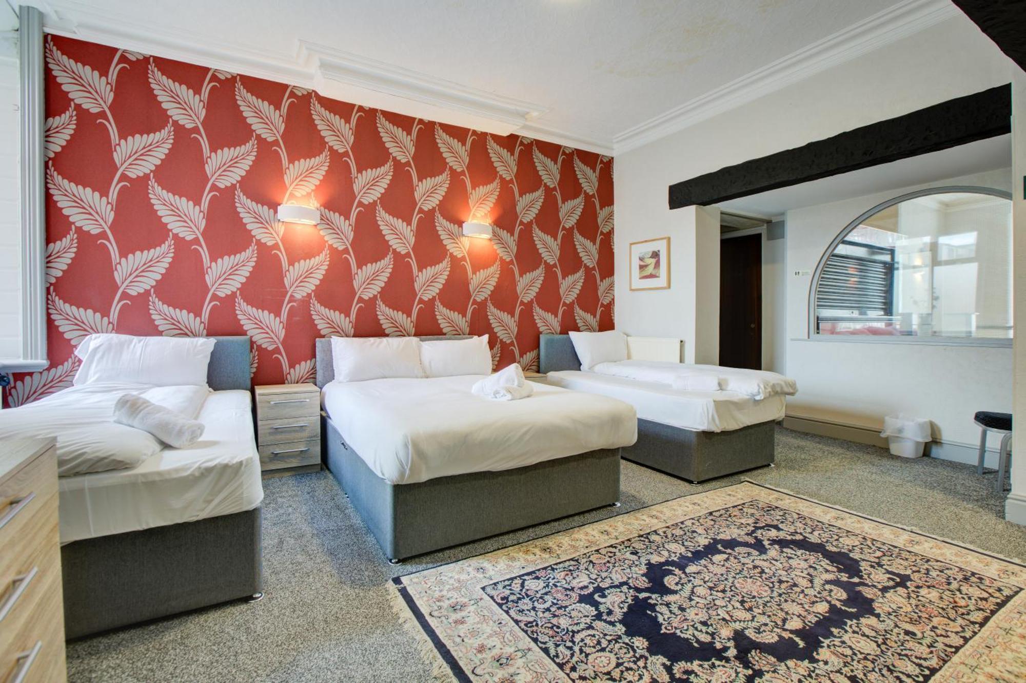 The Sandringham Court Hotel & Apartment Welcoming Large And Small Groups For 15 Years Блэкпул Экстерьер фото